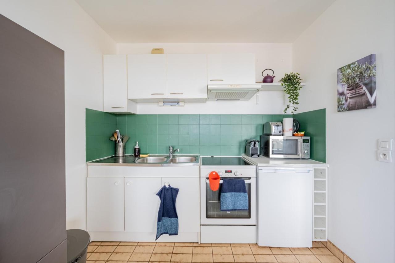 Versailles Cyr L'ecole - Gare Sncf A 100m Et Parking Prive Apartment Saint-Cyr-l'Ecole